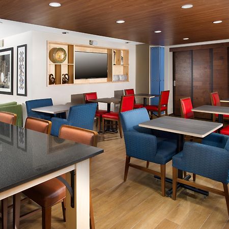 Holiday Inn Express & Suites San Antonio - Downtown Market Area By Ihg Esterno foto