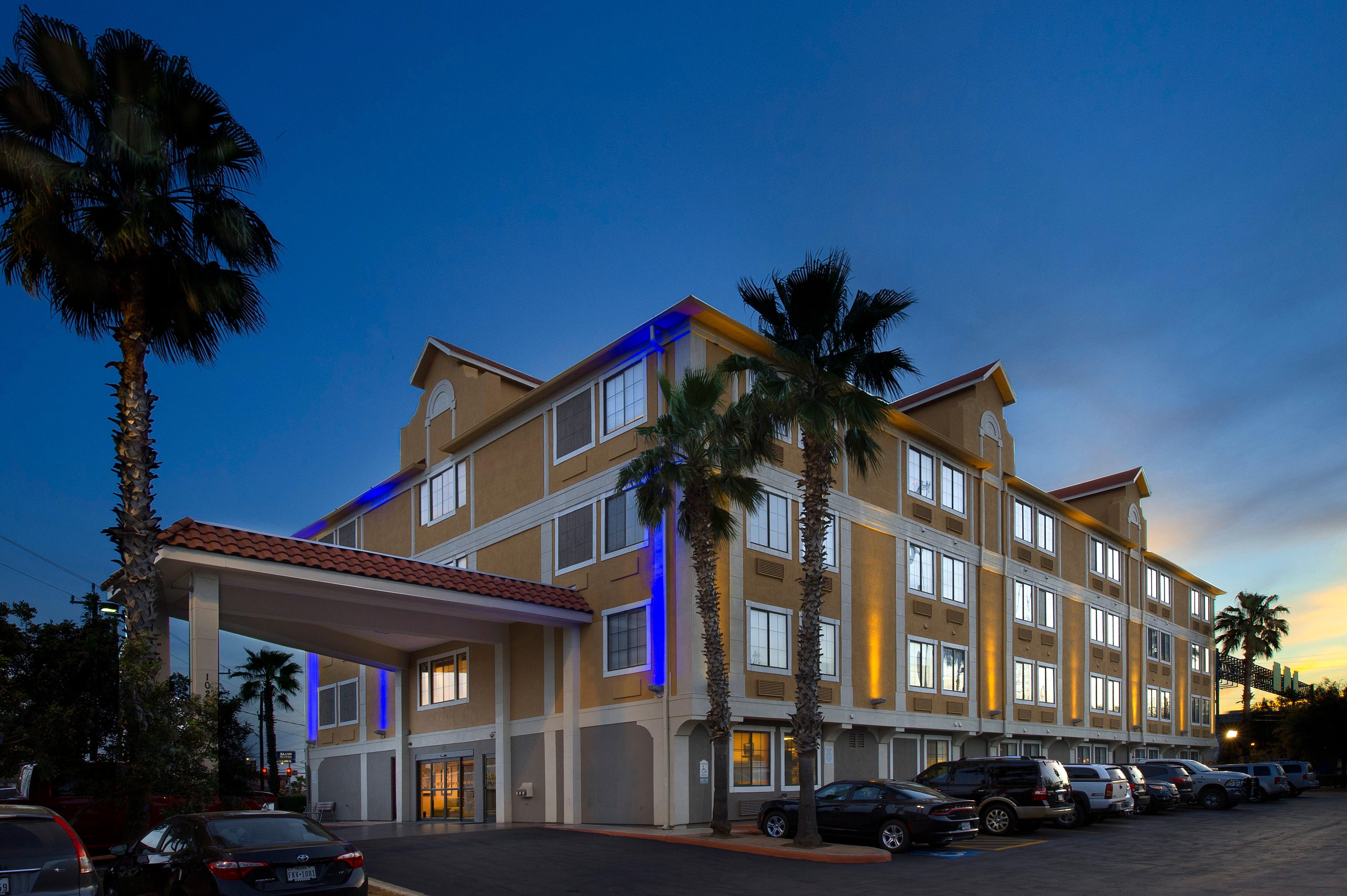 Holiday Inn Express & Suites San Antonio - Downtown Market Area By Ihg Esterno foto