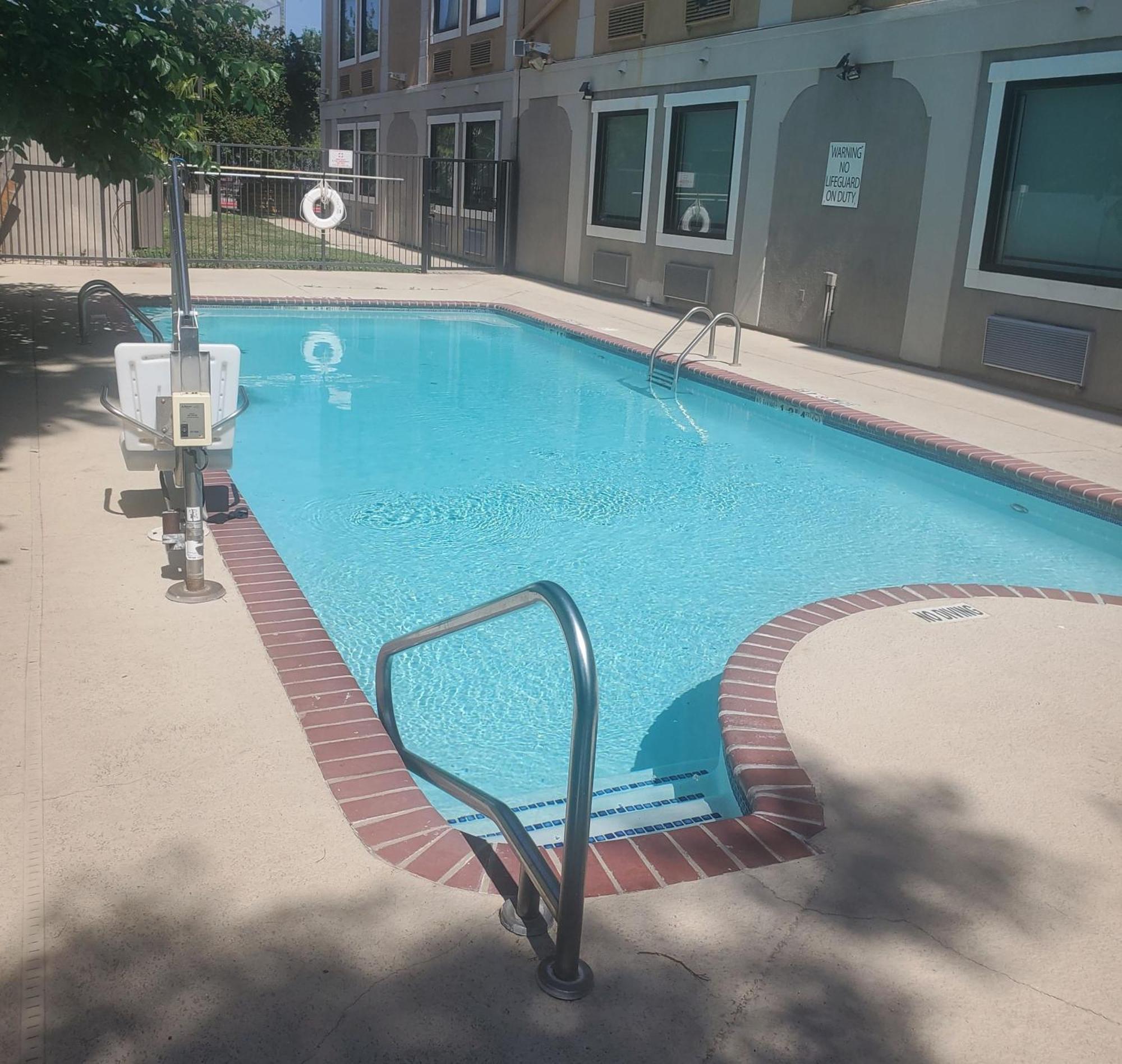 Holiday Inn Express & Suites San Antonio - Downtown Market Area By Ihg Esterno foto