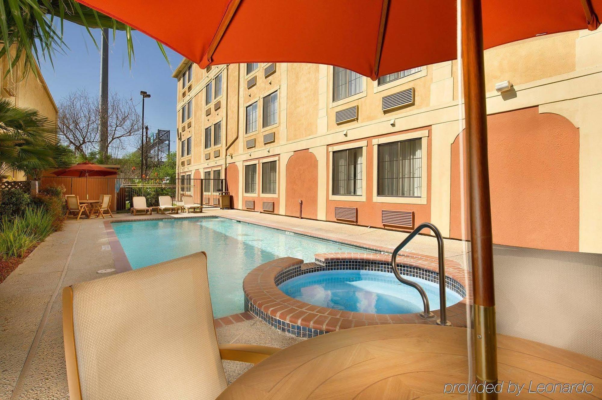 Holiday Inn Express & Suites San Antonio - Downtown Market Area By Ihg Esterno foto